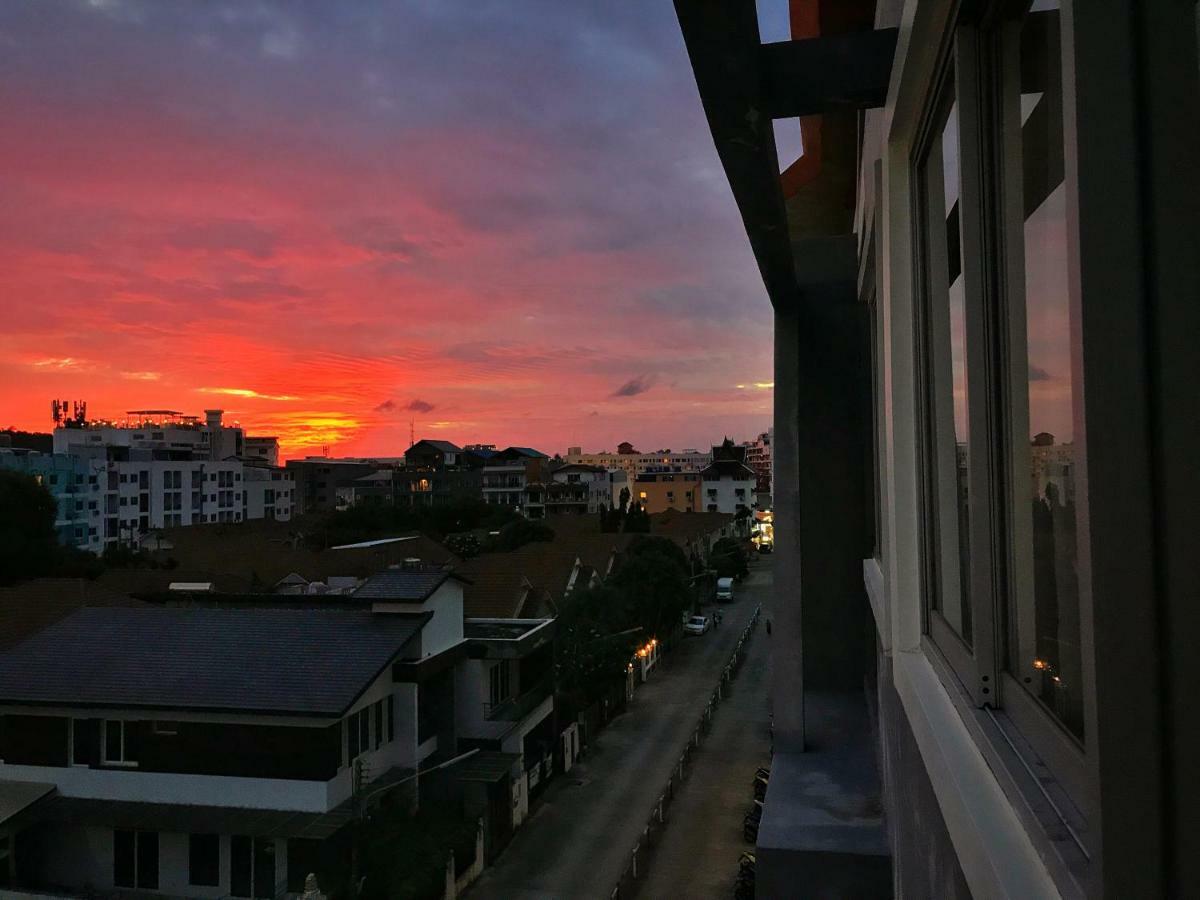 Tropical Sunset Hotel Patong Exteriér fotografie